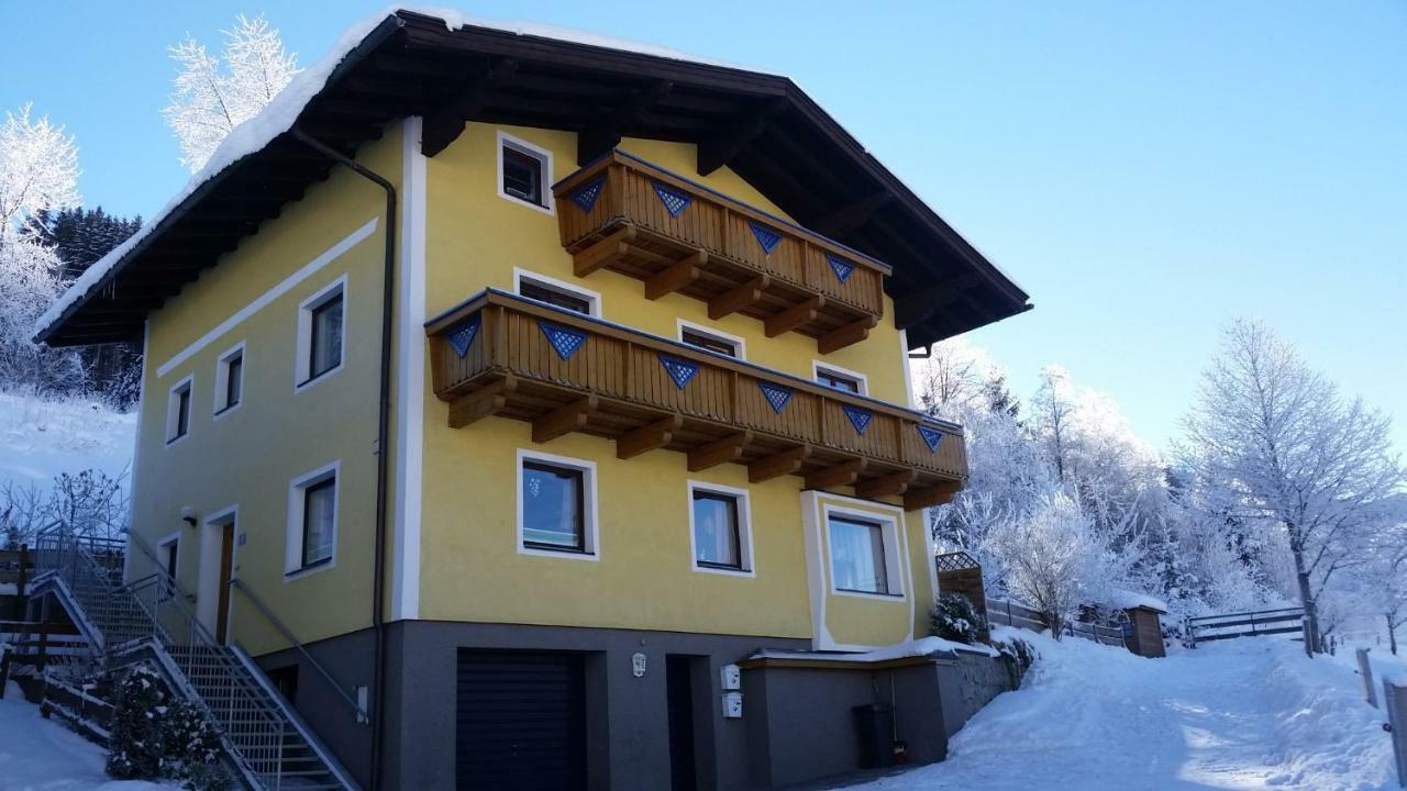 Ferienhaus Karin บรุค อันแดร์ โกรสส์กลอคเนอร์ชตราสเซอ ภายนอก รูปภาพ